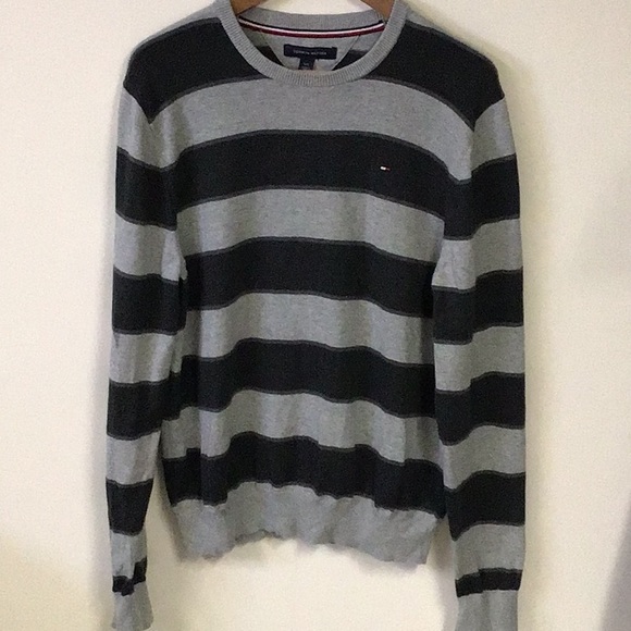 Tommy Hilfiger VGUC. Dark and light grey striped sweater, Cotton. Size L - Picture 2 of 11